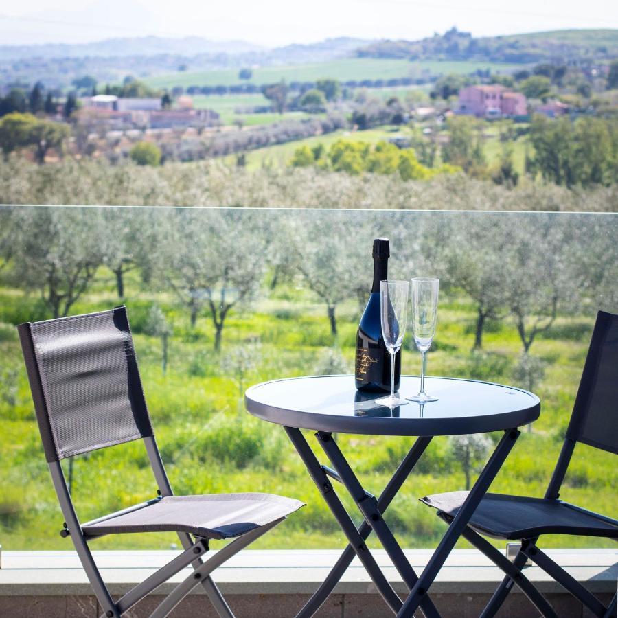 Agri-Relais Ventisettegradi Bed & Breakfast Montemarciano Exterior photo